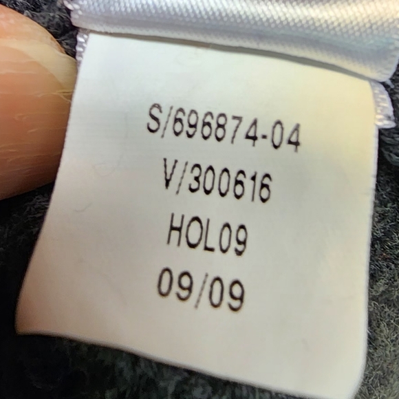 Chaps   half button down cable knit sweater hoodie - Picture 7 of 8